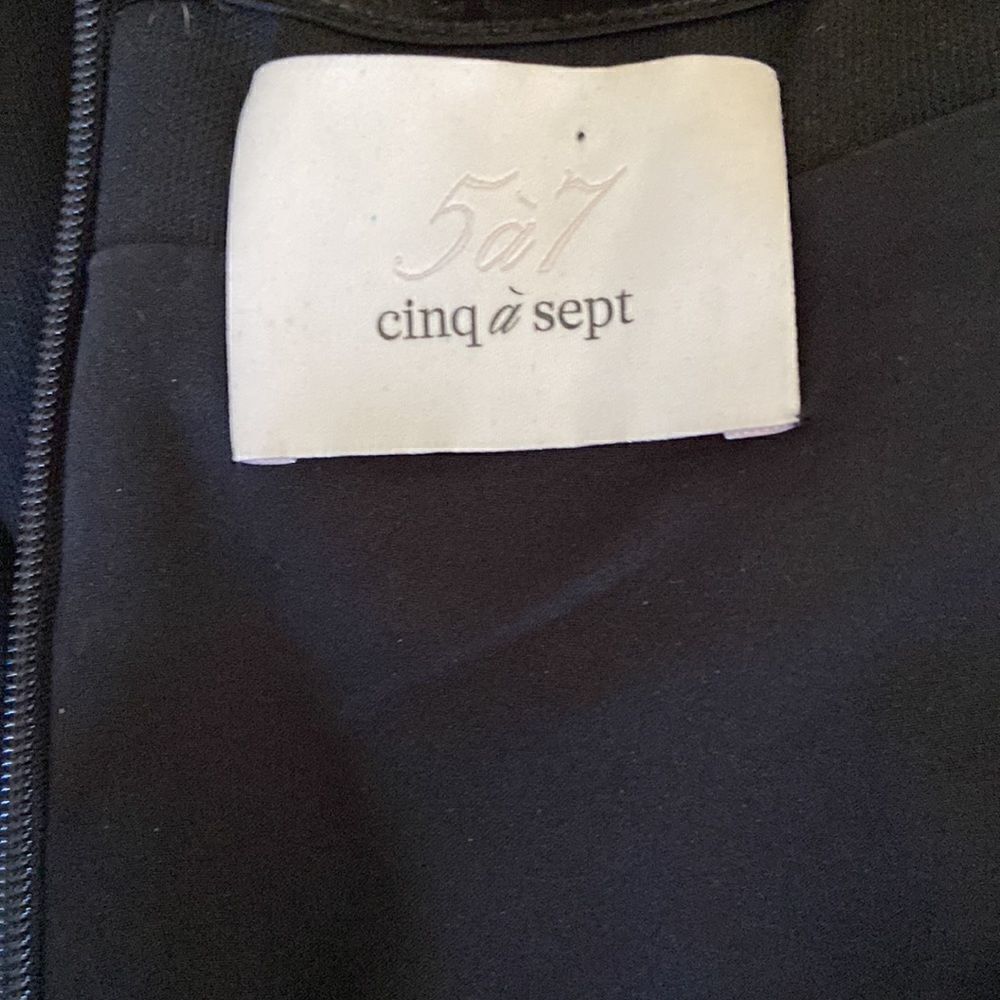 Cinq A Sept Dress Black Mini Off Shoulder Bell Sleeves Excellent U.S. Sm… - Picture 8 of 8